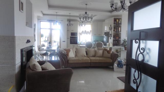 Stan, četvorosoban, Prodaja, 257m2, Centar, Gradska lokacija, Ćuprija