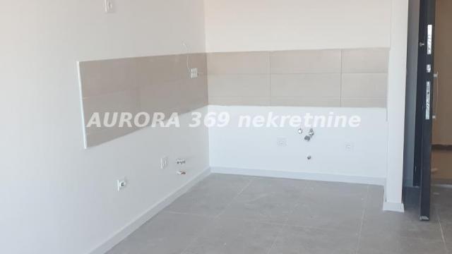 Stan, Dvosoban, Prodaja, 53m2, Irig