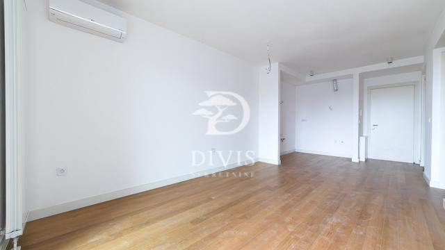 Stan, Trosoban, Prodaja, 76m2, Milana Rakića