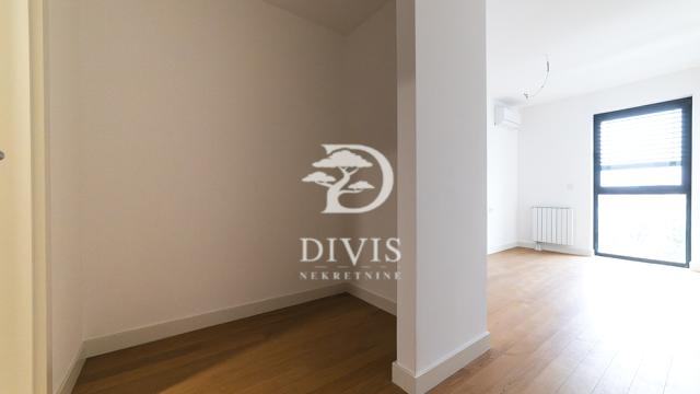 Stan, Trosoban, Prodaja, 76m2, Milana Rakića