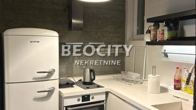 Stan, Dvosoban, Izdavanje, 125m2, Skupština, Stari grad, Vlajkovićeva