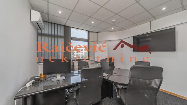 Poslovni prostor, Prodaja, 315m2, Banovo brdo, Čukarica, Pozeska