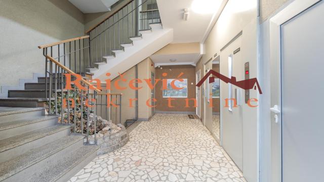 Stan, Dvosoban, Prodaja, 114m2, Blok 21, Novi Beograd, Bulevar Mihajla Pupina