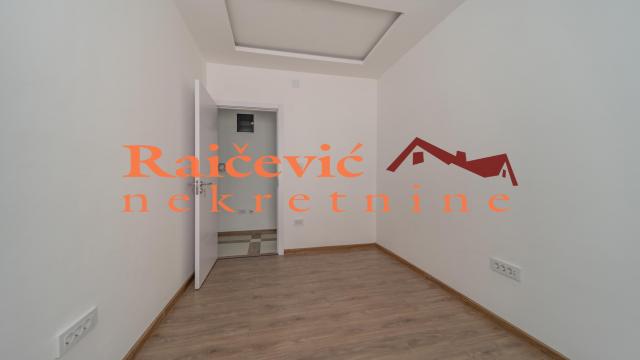 Stan, Trosoban, Prodaja, 83m2, Profesorska kolonija, Palilula, Mise Vujica