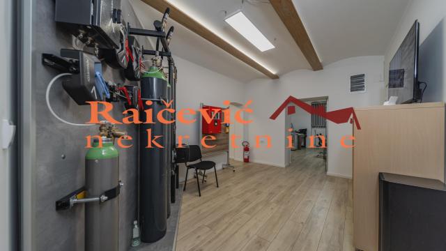 Stan, četvorosoban, Prodaja, 84m2, Dorćol, Stari grad, Brace Baruh