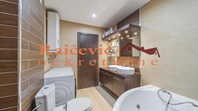 Stan, četvorosoban, Prodaja, 132m2, Voždovac, Gligorija Vozarevica