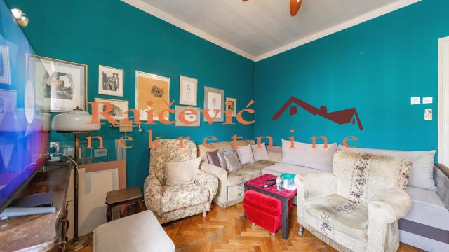 Stan, Trosoban, Prodaja, 65m2, Kalenić pijaca, Vračar, Trnska