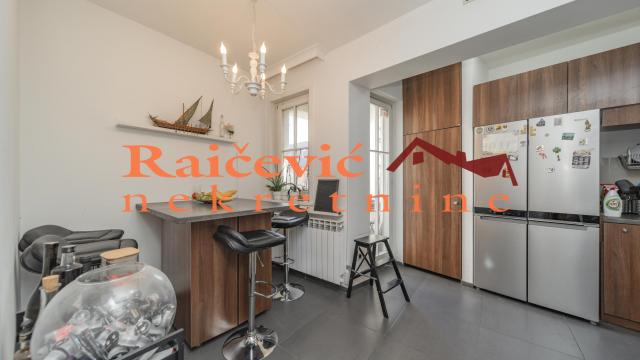 Stan, Petosoban, Prodaja, 160m2, Vukov Spomenik, Zvezdara, Bulevar kralja Aleksandra