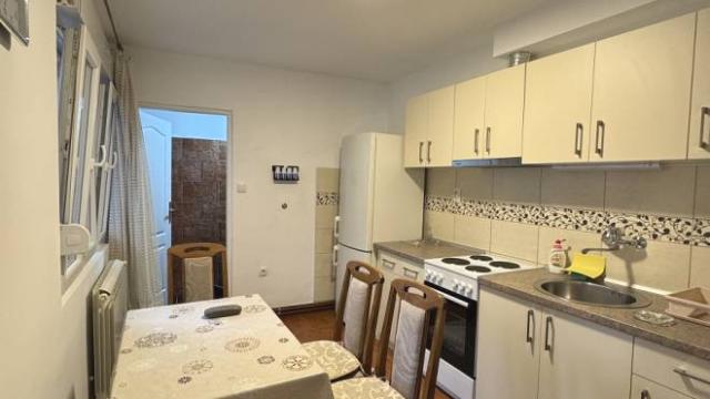 Stan, Dvosoban, Izdavanje, 54m2, Braće Kovač