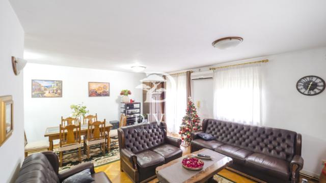 Kuća, Petosoban i veći, Prodaja, 140m2, Vojvode Vlahovića