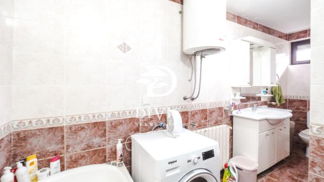 Kuća, Petosoban i veći, Prodaja, 140m2, Vojvode Vlahovića