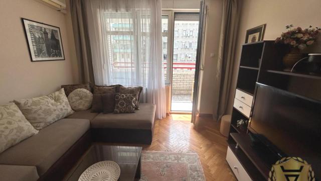 Stan, Dvosoban, Izdavanje, 68m2, Dedinje, Savski venac, Dobropoljska