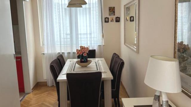 Stan, Dvosoban, Izdavanje, 68m2, Dedinje, Savski venac, Dobropoljska