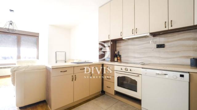 Stan, Dvoiposoban, Prodaja, 60m2, Stjepana Ljubiše