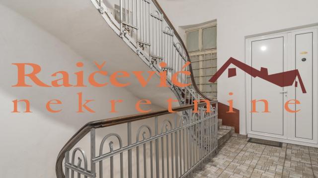 Stan, Trosoban, Prodaja, 83m2, Centar, Stari grad, Bulevar despota Stefana