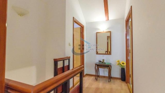 Stan, četvorosoban, Prodaja, 104m2, Gundulićev venac, Stari grad, Šantićeva