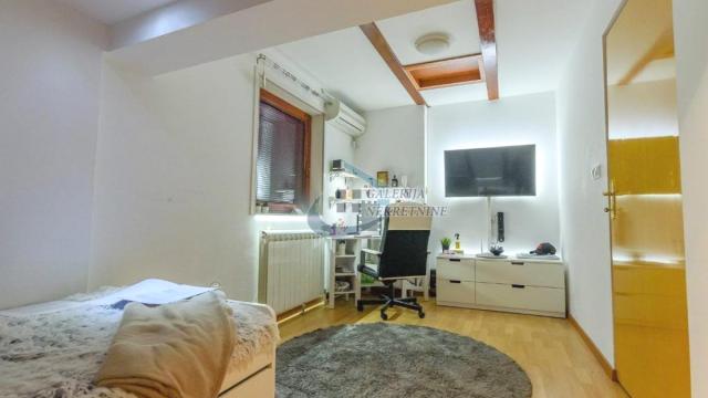 Stan, četvorosoban, Prodaja, 104m2, Gundulićev venac, Stari grad, Šantićeva