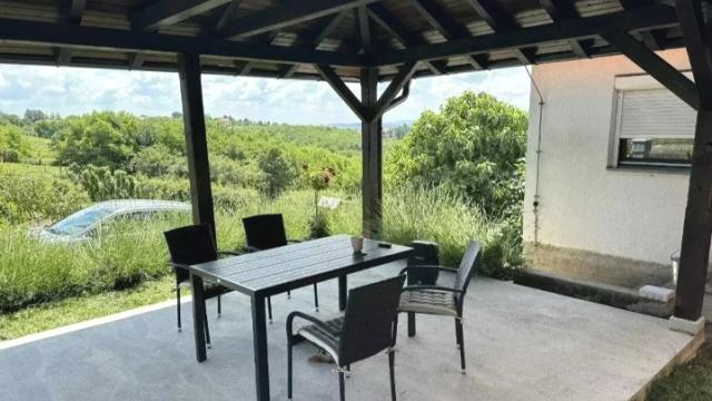 Kuća, Petosoban i veći, Prodaja, 256m2, Arandjelovac