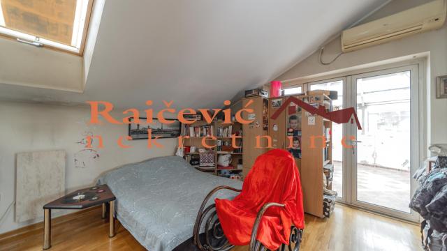 Stan, četvorosoban, Prodaja, 160m2, Profesorska kolonija, Palilula, Osmana Djikica