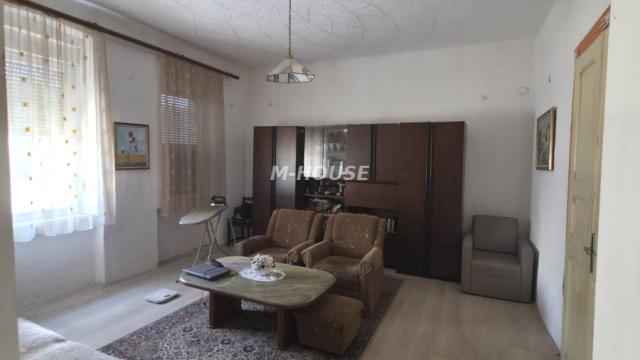 Kuća, Trosoban, Prodaja, 94m2, Venac, Gradska lokacija, Sombor