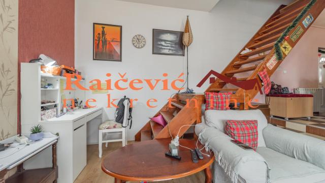 Stan, Trosoban, Prodaja, 115m2, Petlovo brdo, Rakovica, Omladinsko setaliste