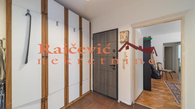 Stan, Trosoban, Prodaja, 71m2, Braće Jerković, Voždovac, Jovana Bijelica