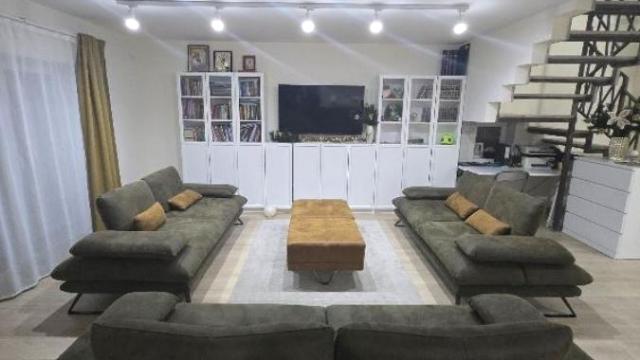 Kuća, Prodaja, 236m2, Barajevo (mesto), Barajevo, Svetosavska