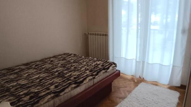 Stan, Dvoiposoban, Izdavanje, 78m2, Banovo brdo, Čukarica, Beogradskog bataljona