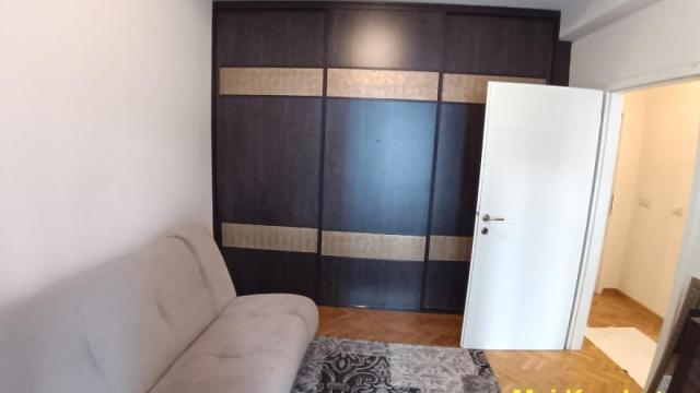 Stan, Dvoiposoban, Izdavanje, 78m2, Banovo brdo, Čukarica, Beogradskog bataljona