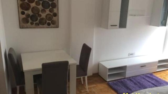 Stan, Jednoiposoban, Prodaja, 33m2, Mašinski fakultet, Palilula, Ruzveltova