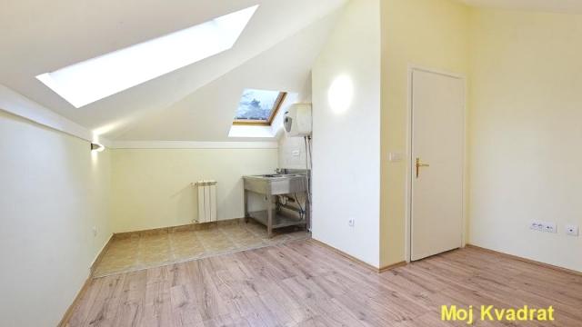 Kuća, Izdavanje, 375m2, Senjak, Savski venac, Sanje Živanovića