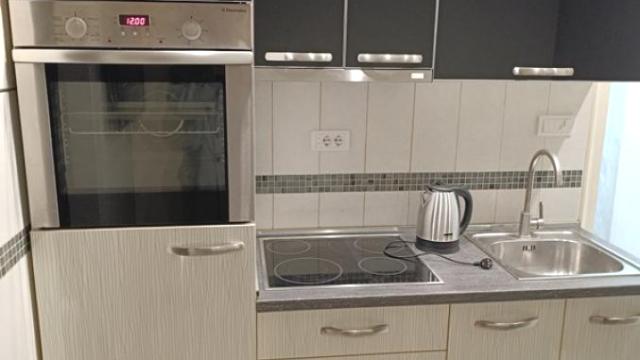 Stan, Jednoiposoban, Izdavanje, 25m2, Centar, Stari grad, Đure Daničića