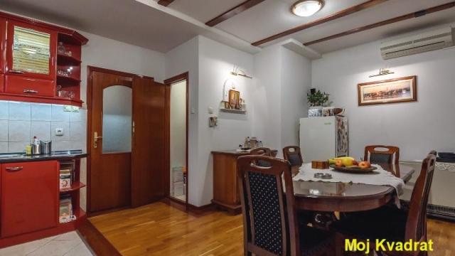 Stan, četvorosoban, Prodaja, 104m2, Gundulićev venac, Stari grad, Šantićeva