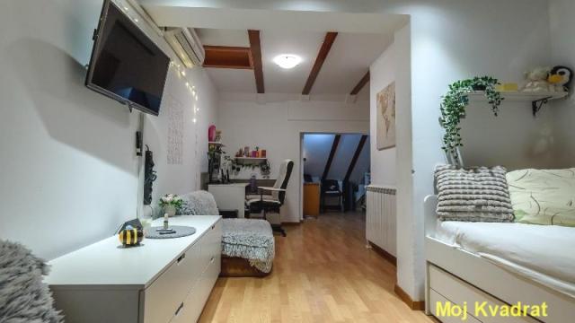 Stan, četvorosoban, Prodaja, 104m2, Gundulićev venac, Stari grad, Šantićeva