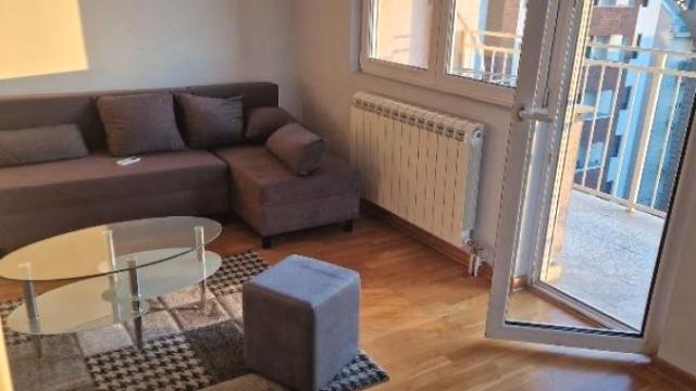 Stan, Trosoban, Izdavanje, 90m2, Lekino brdo, Voždovac, Petrovaradinska