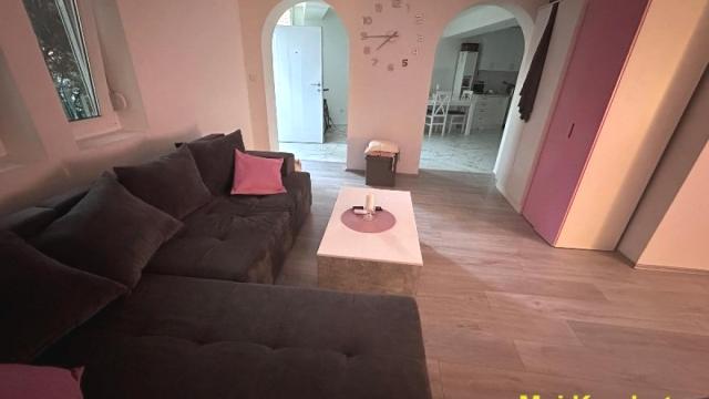 Stan, Trosoban, Prodaja, 102m2, Pašino brdo, Voždovac, Đoke Krstića