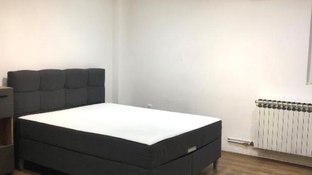 Stan, četvorosoban, Izdavanje, 87m2, Crveni krst, Vračar, Kajmakčalanska