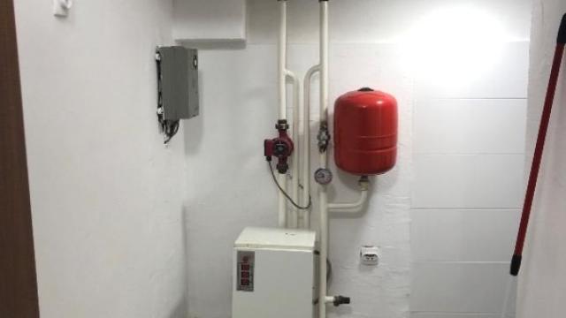 Stan, četvorosoban, Izdavanje, 87m2, Crveni krst, Vračar, Kajmakčalanska