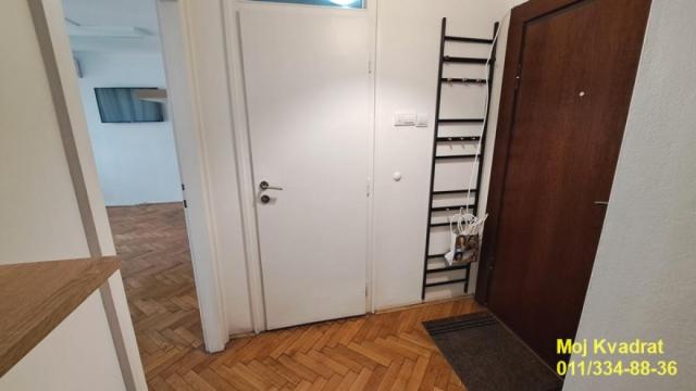 Poslovni prostor, Dvosoban, Izdavanje, 60m2, Kalenić pijaca, Vračar, Mileševska