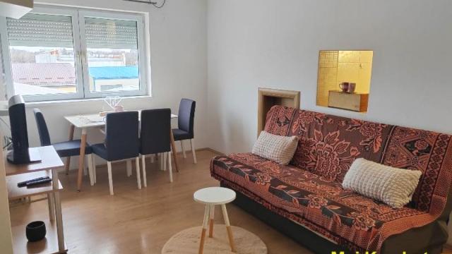 Stan, Dvosoban, Prodaja, 37m2, Altina, Zemun, Ugrinovački put 21. deo