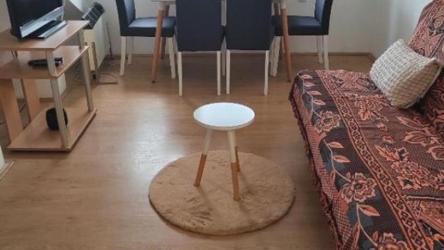 Stan, Dvosoban, Prodaja, 37m2, Altina, Zemun, Ugrinovački put 21. deo