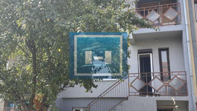 Kuća, Trosoban, Prodaja, 200m2, Tavrića obori, Gradska lokacija, Jagodina