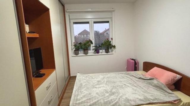 Stan, Dvosoban, Prodaja, 60m2, Novi Banovci, Okolno mesto, Svetosavska