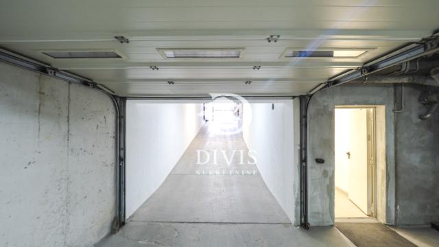 Poslovni prostor, Petosoban i veći, Izdavanje, 303m2, Knićaninova