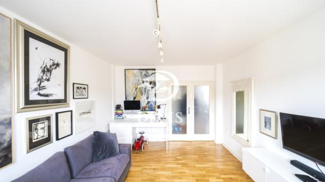 Stan, Dvosoban, Prodaja, 56m2, Hilandarska