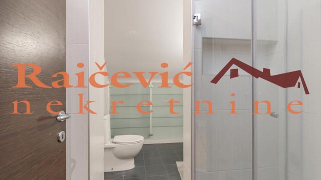 Stan, Petosoban, Prodaja, 160m2, Crveni krst, Vračar, Vilovskog