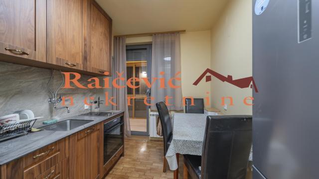 Stan, četvorosoban, Prodaja, 104m2, Gradska bolnica, Zvezdara, Cingrijina