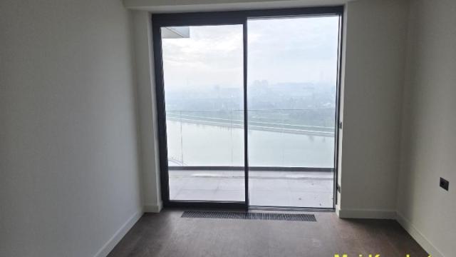 Stan, četvorosoban, Prodaja, 147m2, Beograd na vodi, Savski venac, Hercegovačka