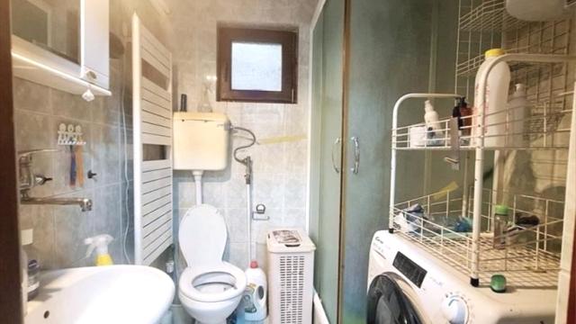 Kuća, četvorosoban, Prodaja, 108m2, Učiteljsko naselje, Zvezdara, Uciteljsko Naselje