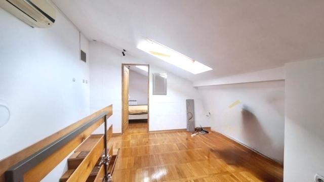 Kuća, četvorosoban, Prodaja, 108m2, Učiteljsko naselje, Zvezdara, Uciteljsko Naselje